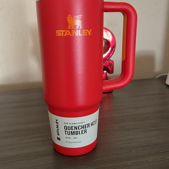 Stanley - Picture 2 of 5